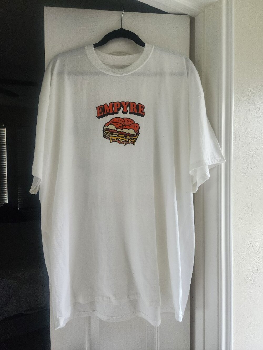 NWT Empyre Mens T-Shirt - Size 2x